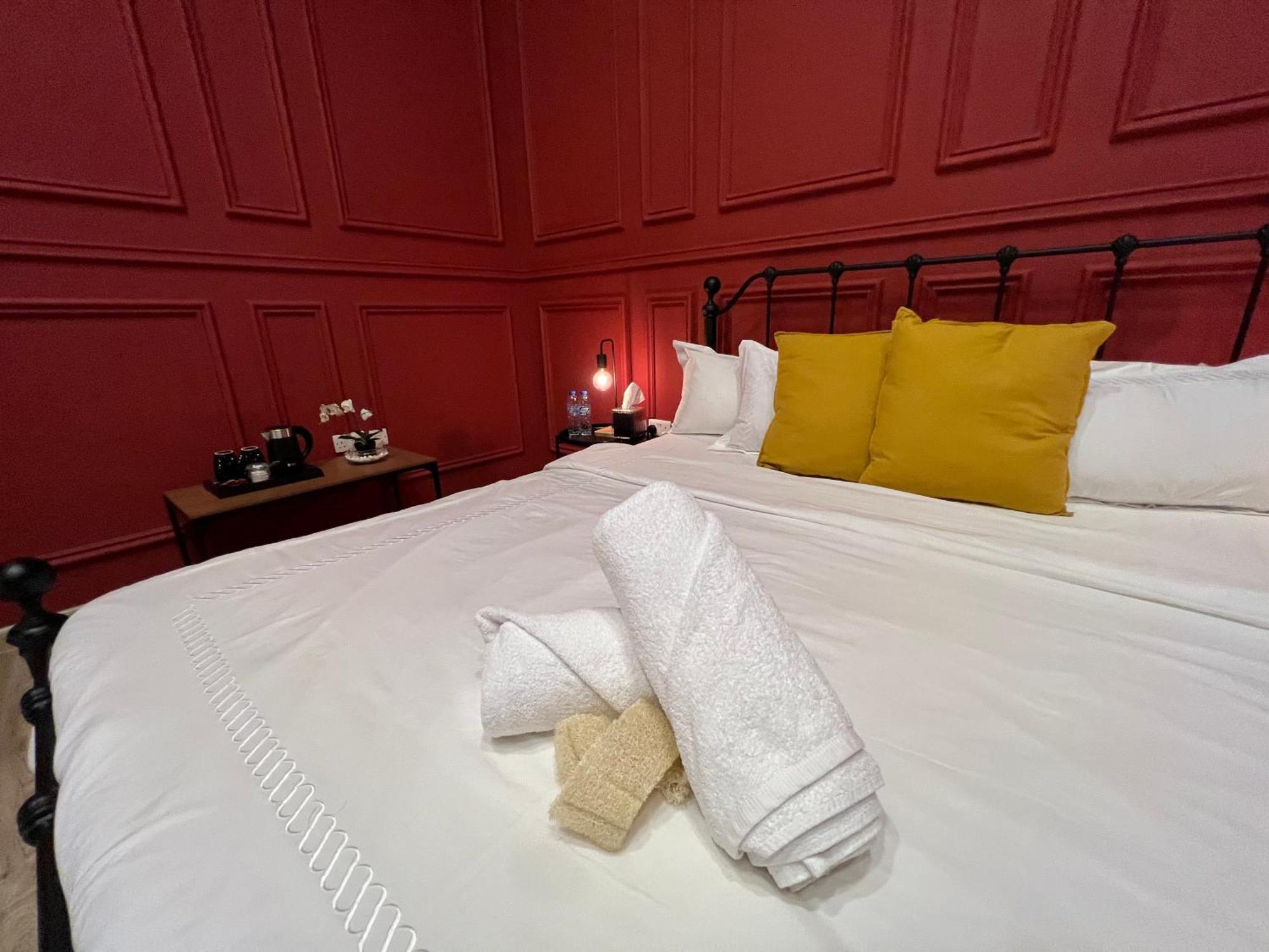 Casa Shakhbout Homestay Abu Dhabi